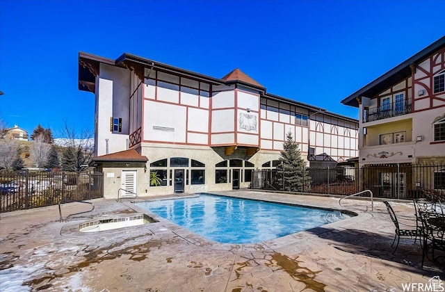 784 W Resort Dr Unit 206, Midway, UT 84049 - community pool featuring a patio area