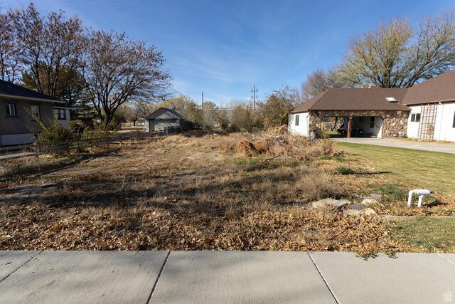 215 N 300 W, Salina, UT 84654 - view of yard featuring concrete driveway