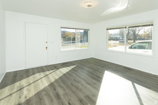 215 N 300 W, Salina, UT 84654 - unfurnished room with wood finished floors