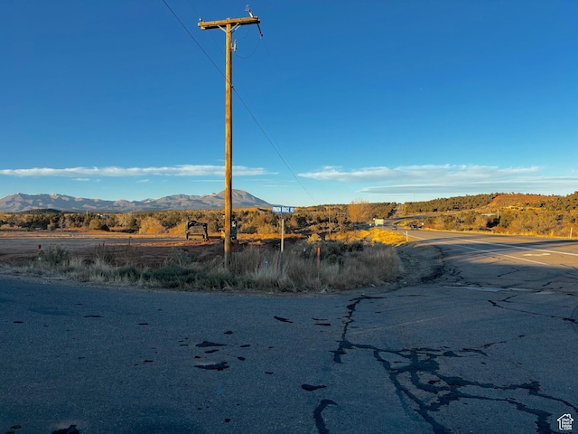 859 E Pinion Ridge Rd, Blanding, UT 84511