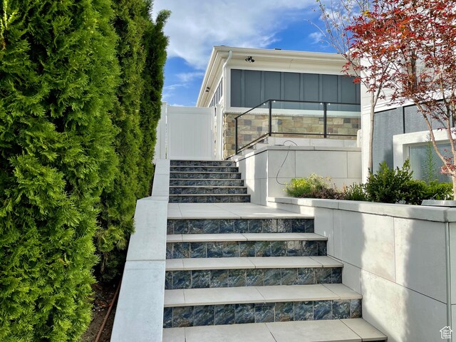 106 E 710 N, Lindon, UT 84042 - view of stairway