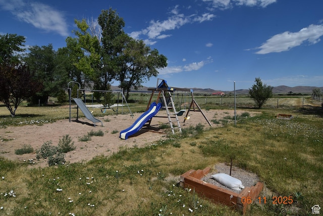 154 W 200 N, Mona, UT 84645 - community play area with a mountain view