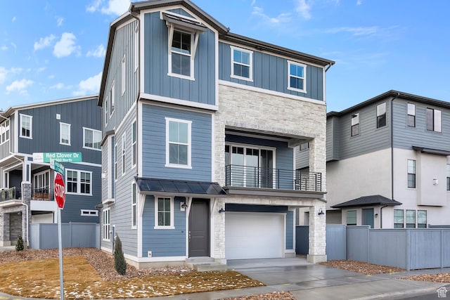view of front of home featuring a garage