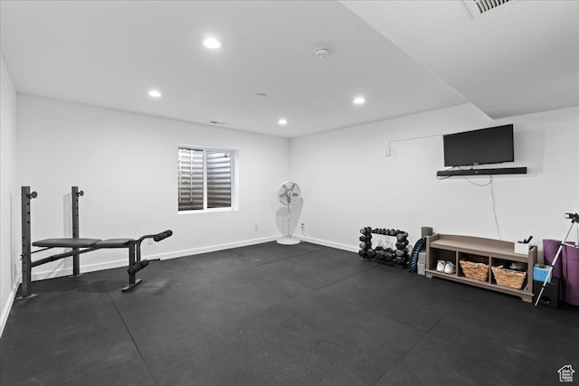 513 S Valkyries Ln, Saratoga Springs, UT 84045 - exercise area featuring visible vents, baseboards, and recessed lighting