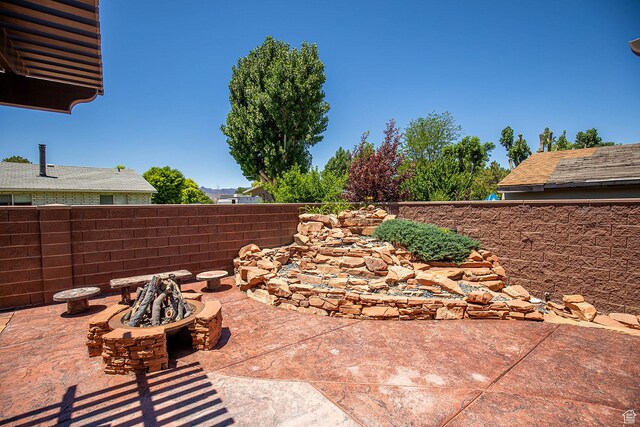 148 S Sunnybrook Dr, Salina, UT 84654 - view of patio / terrace with a fire pit