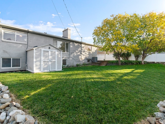 552 E 250 N, Bountiful, UT 84010 - view of yard featuring a storage unit