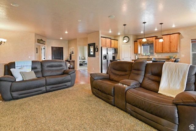545 N 1100 E, Beaver, UT 84713 - living area featuring recessed lighting and a chandelier