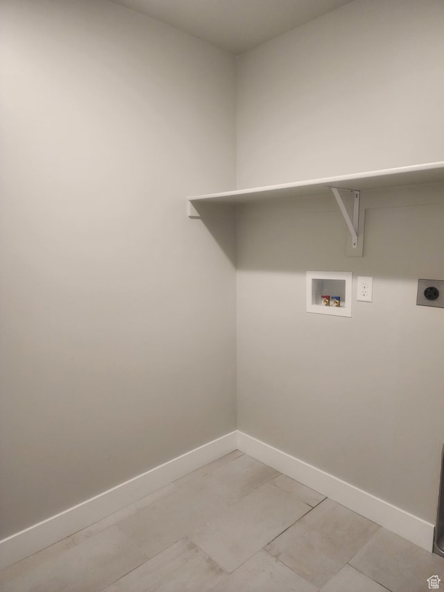 9781 N Aaron Ave Unit 207, Eagle Mountain, UT 84005 - laundry room with electric dryer hookup and washer hookup