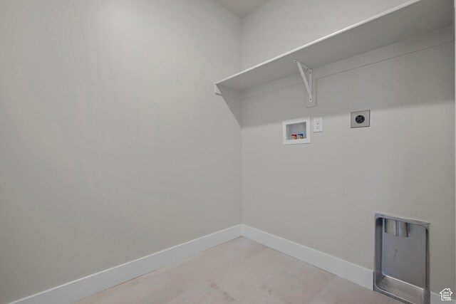 9781 N Aaron Ave Unit 207, Eagle Mountain, UT 84005 - laundry room with hookup for a washing machine and hookup for an electric dryer