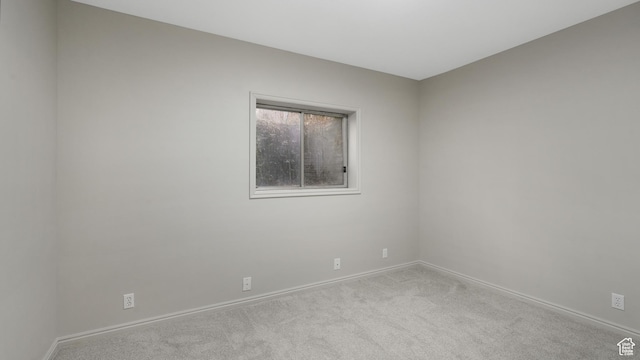 1583 E 1500 N, Logan, UT 84341 - empty room featuring light carpet