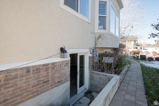 4487 W Tee Box Dr, South Jordan, UT 84009 - view of side of property featuring stucco siding