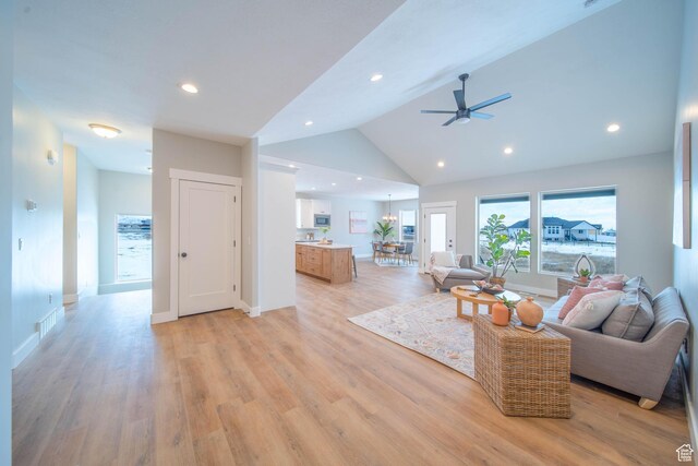 1436 E Parker Ln Unit 426, Lake Point, UT 84074 - photo 6