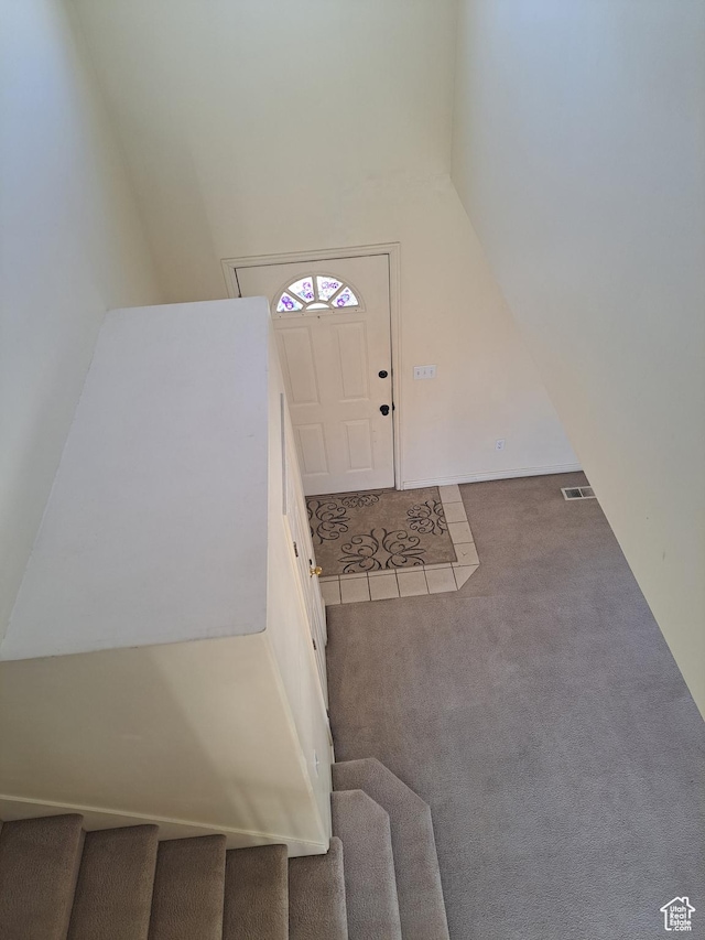 913 S 1320 E, Pleasant Grove, UT 84062 - entrance foyer featuring tile patterned floors