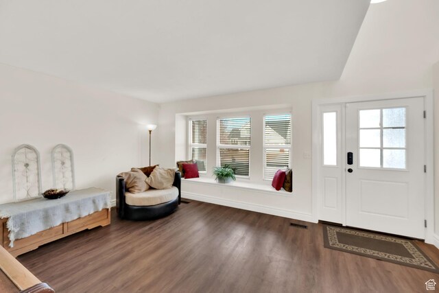 538 E 1200 S, Kaysville, UT 84037 - foyer featuring dark hardwood / wood-style flooring