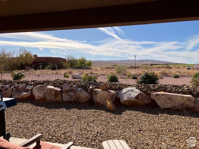 3260 Retreat Dr S, Hurricane, UT 84737 - view of yard