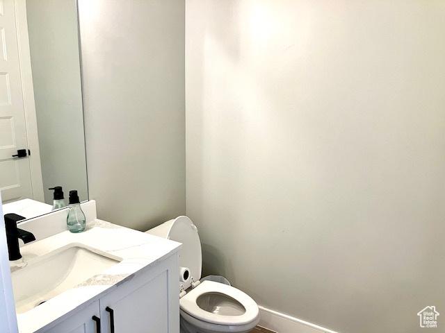 3260 Retreat Dr S, Hurricane, UT 84737 - bathroom featuring vanity and toilet