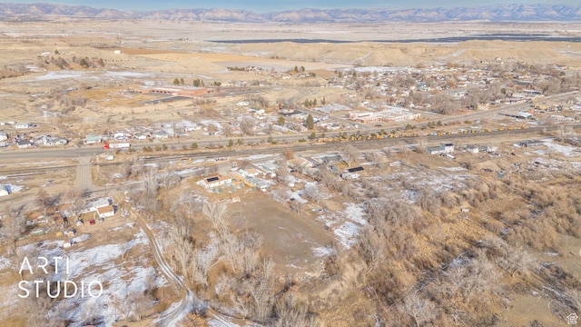 bird's eye view with a mountain view