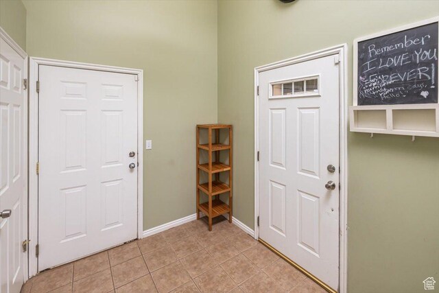 view of tiled foyer entrance