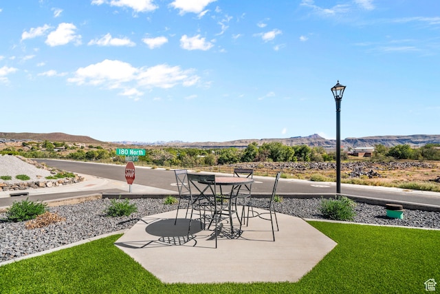 1823 W 180 N Street N, Hurricane, UT 84737 - view of patio featuring a mountain view