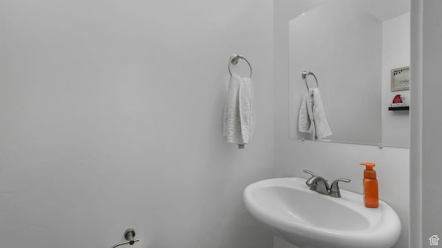 822 N 1120 E, Spanish Fork, UT 84660 - bathroom with a sink