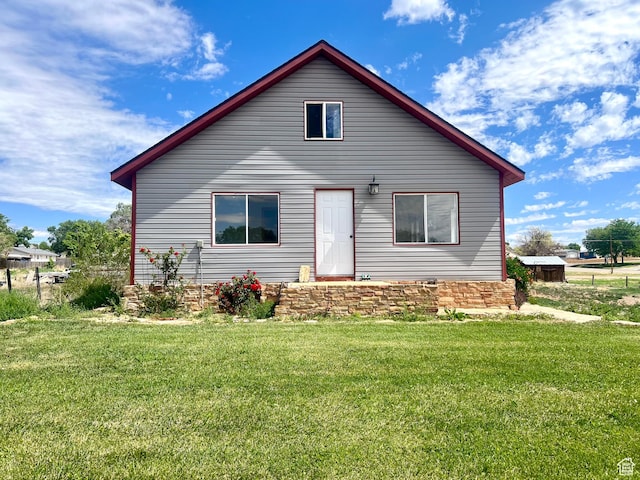 240 W 200 S, Blanding, UT 84511 - view of front of home featuring a front yard