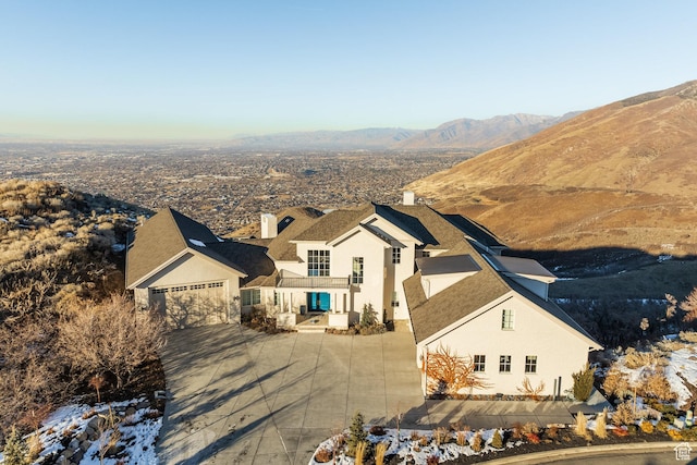 1515 E Bluff Point Dr, Draper, UT 84020 - exterior space featuring a mountain view and a garage