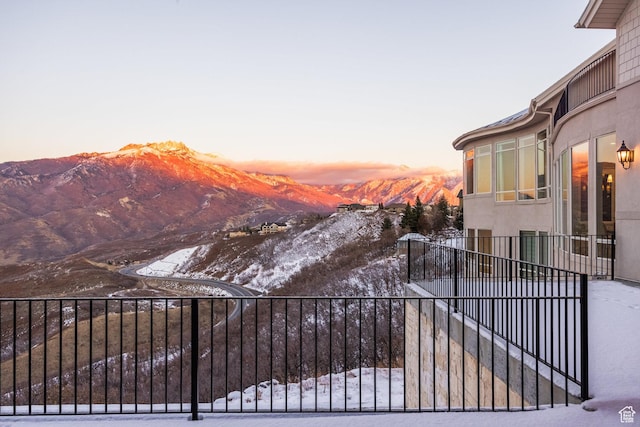 1515 E Bluff Point Dr, Draper, UT 84020 - snow covered gate featuring a mountain view