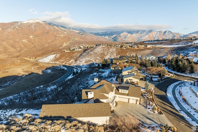 1515 E Bluff Point Dr, Draper, UT 84020 - snowy aerial view featuring a mountain view
