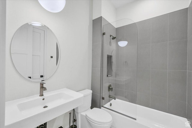 4009 S 2420 E, St George, UT 84790 - full bathroom featuring toilet and shower / bath combination