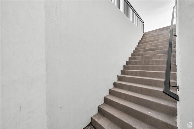 4009 S 2420 E, St George, UT 84790 - view of staircase
