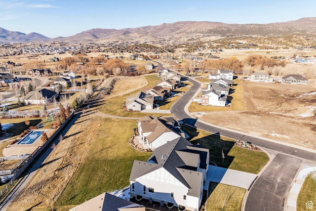 drone / aerial view featuring a mountain view