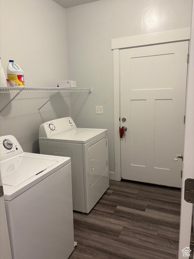 1772 W Terra Vista Ln Unit G101, Saratoga Springs, UT 84045 - clothes washing area featuring washer and clothes dryer and dark wood-type flooring