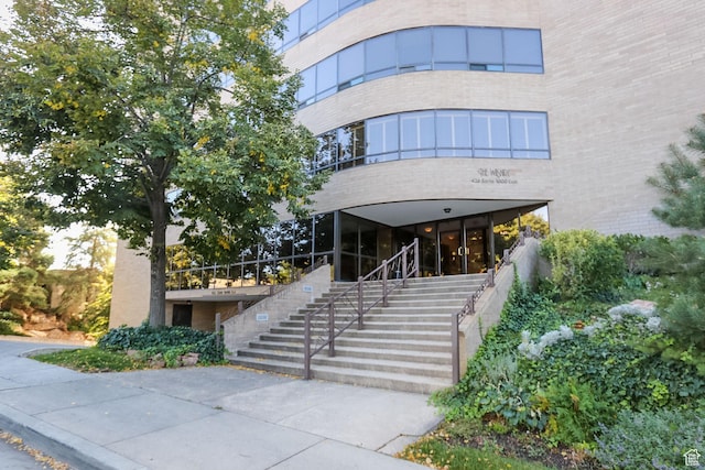426 S 1000 E Unit 600, Salt Lake City, UT 84102 - view of property with stairs