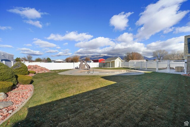 2594 W 1800 N, Farr West, UT 84404 - view of yard