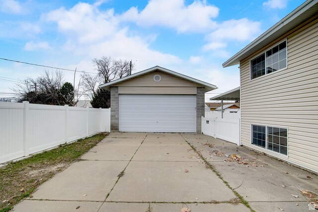 5238 S 2100 W, Roy, UT 84067 - view of garage