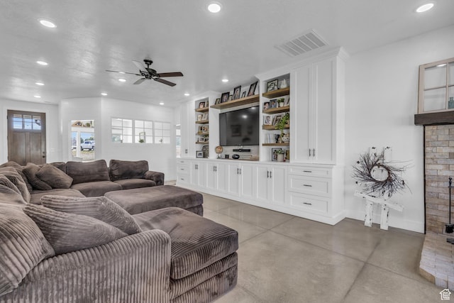 30 W 400 N, Fillmore, UT 84631 - living room featuring ceiling fan and concrete flooring