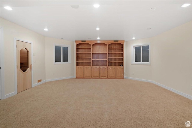 1375 E 260 N, Logan, UT 84321 - unfurnished living room featuring light carpet