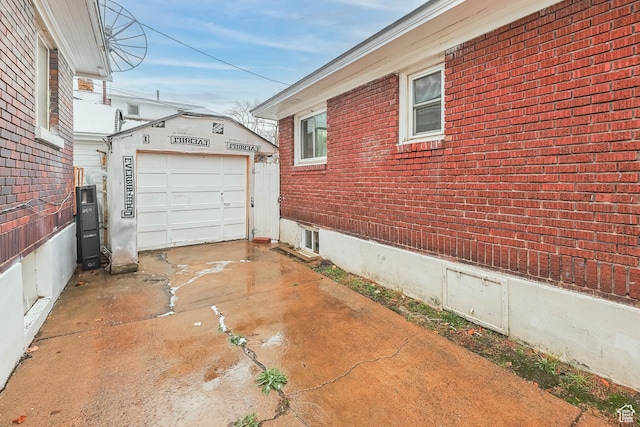 845 Binford St, Ogden, UT 84401 - view of side of property featuring an outdoor structure and a garage
