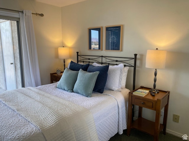 view of carpeted bedroom