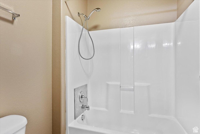 419 E 475 N, Ogden, UT 84404 - bathroom with shower / bath combination and toilet
