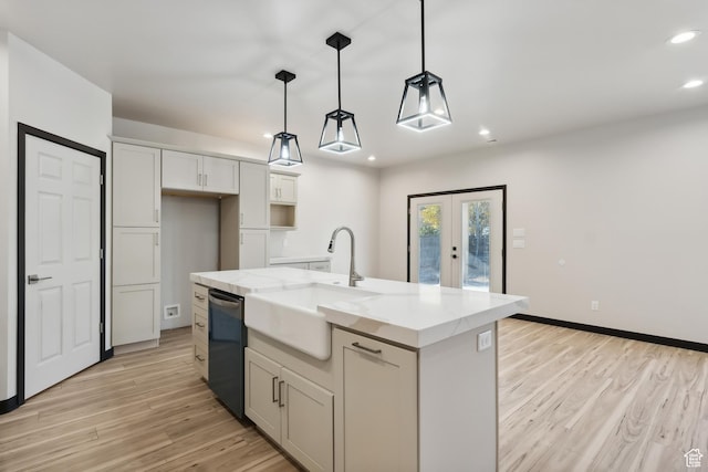 160 S 200 W, Henefer, UT 84033 - kitchen featuring sink, a center island with sink, light hardwood / wood-style flooring, dishwasher, and white cabinets