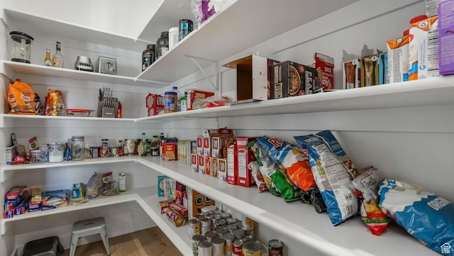 928 N Foxhunter Dr W, Farmington, UT 84025 - view of pantry