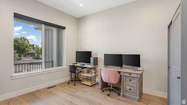 928 N Foxhunter Dr W, Farmington, UT 84025 - home office featuring baseboards, hardwood / wood-style floors, and recessed lighting