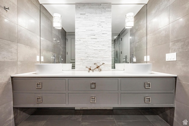 41 E Silver Star Ct Unit C-19, Park City, UT 84060 - full bath with tile walls, double vanity, and tile patterned floors