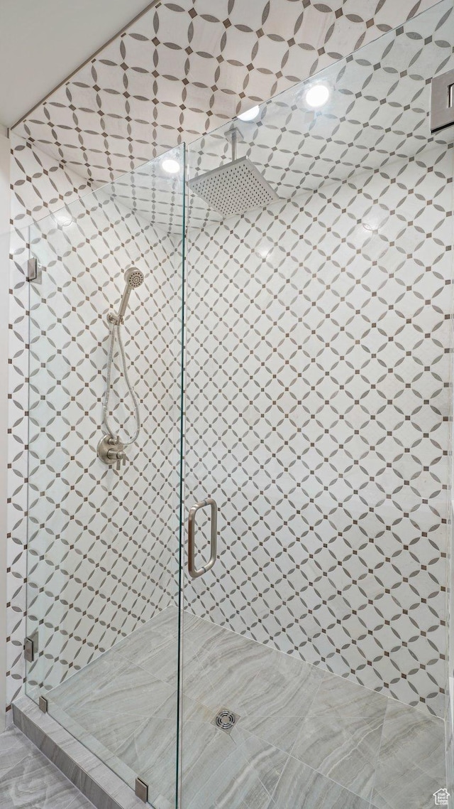 2072 E Copper Belt Dr, Heber City, UT 84032 - details featuring a shower with shower door