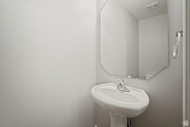 6190 W 5950 S, Hooper, UT 84315 - bathroom featuring sink