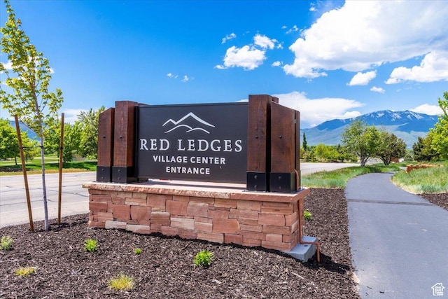 1316 N Gold Mountain Cir, Heber City, UT 84032 - community sign featuring a mountain view