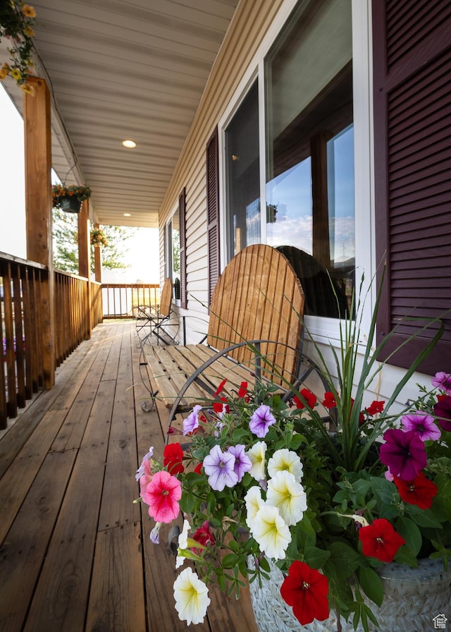 2690 W 500 N, Vernal, UT 84078 - balcony with covered porch