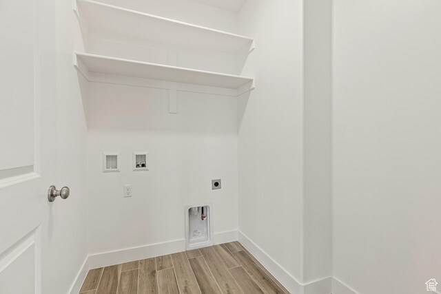 3594 W 185 N, Hurricane, UT 84737 - clothes washing area with electric dryer hookup and hookup for a washing machine