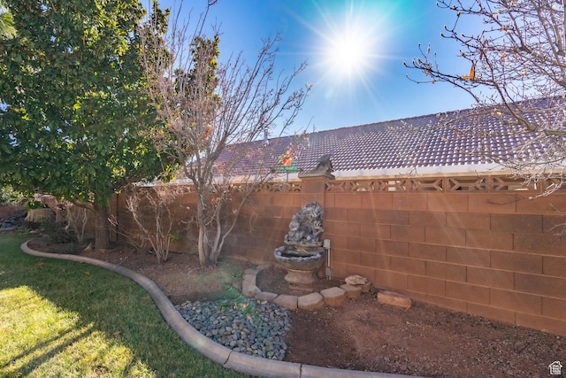 3423 Red Butte Dr, Santa Clara, UT 84765 - view of yard featuring fence
